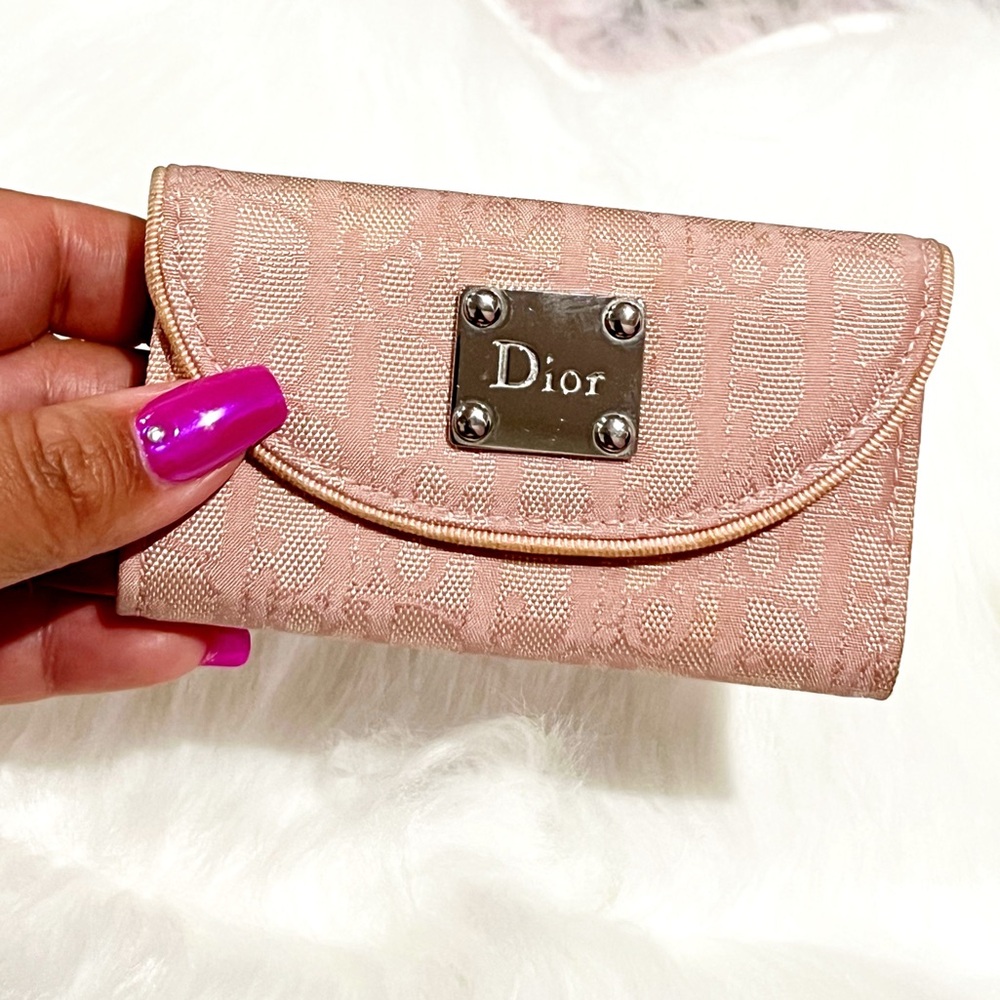 ๐SOLD๐Dior Pink Trotter Key Holder - Picture 1 of 3